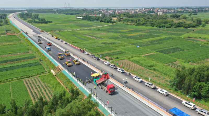 建設(shè)?邁進(jìn)‖薪火相傳，續(xù)寫奮進(jìn)篇章