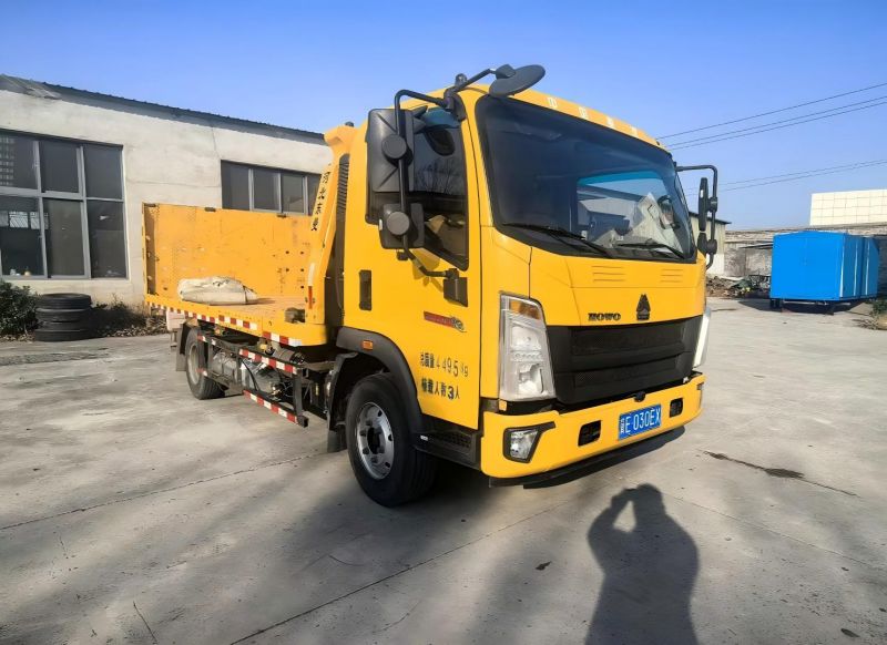 輕型載貨專項(xiàng)作業(yè)車